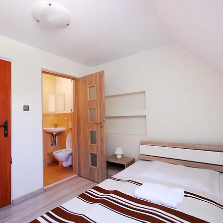 Guest house Adonis *