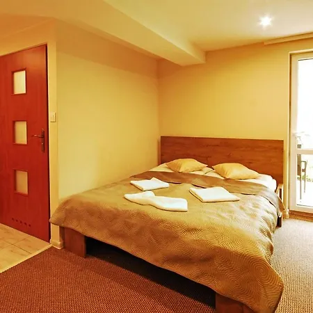 Adonis Guest house *