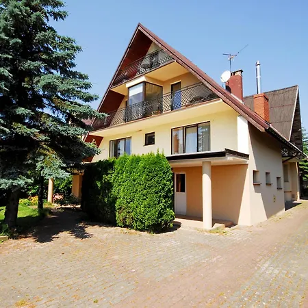 Adonis Guest house *